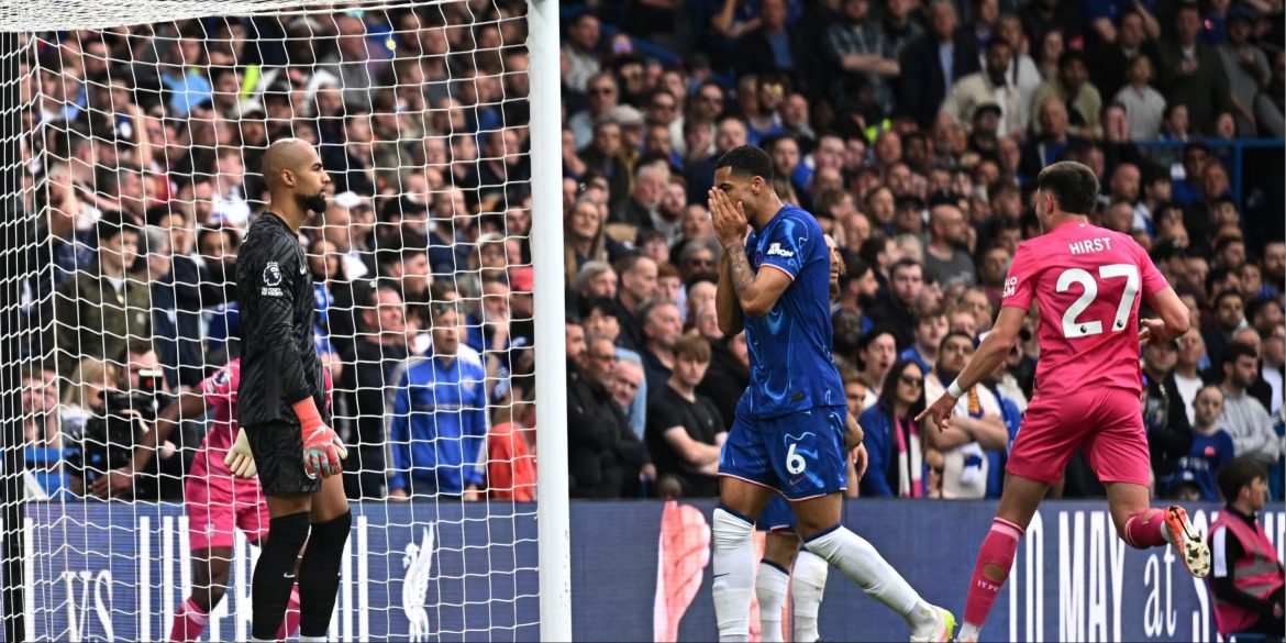 Chelsea open transfer talks with young defender amid Levi Colwill blow