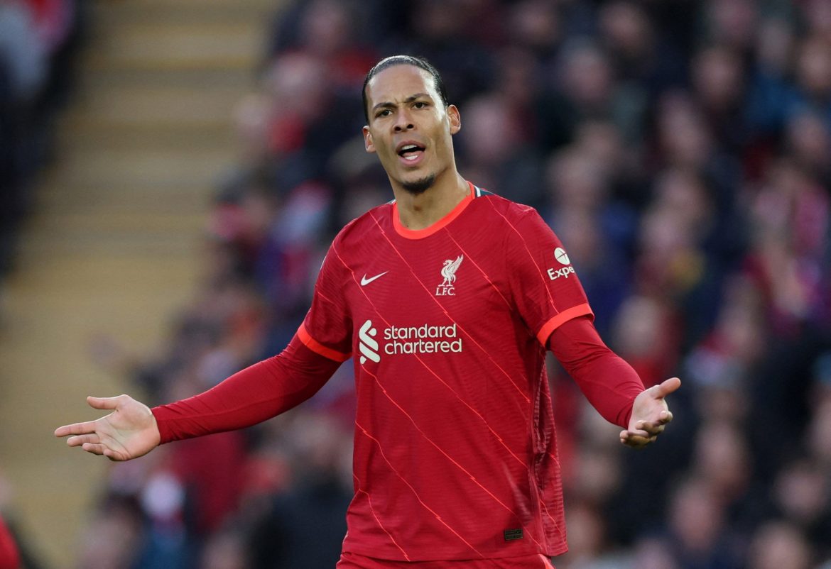 Palace had transfer howler over Van Dijk