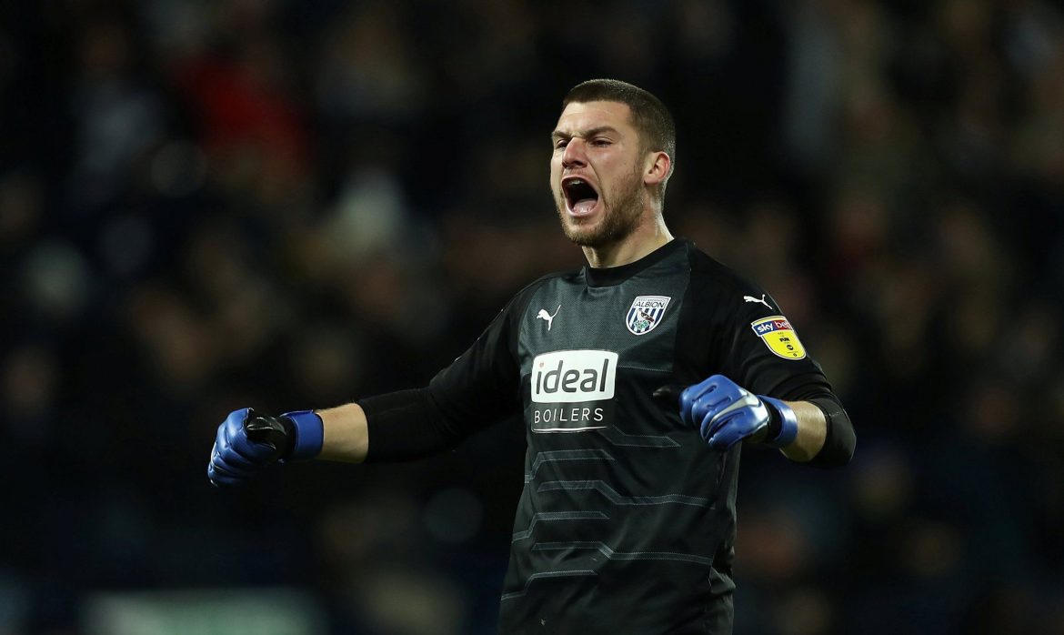 MUFC should avoid bringing Johnstone back
